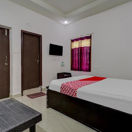 Oyo Vnr Convention Hotel Guntur Exterior photo