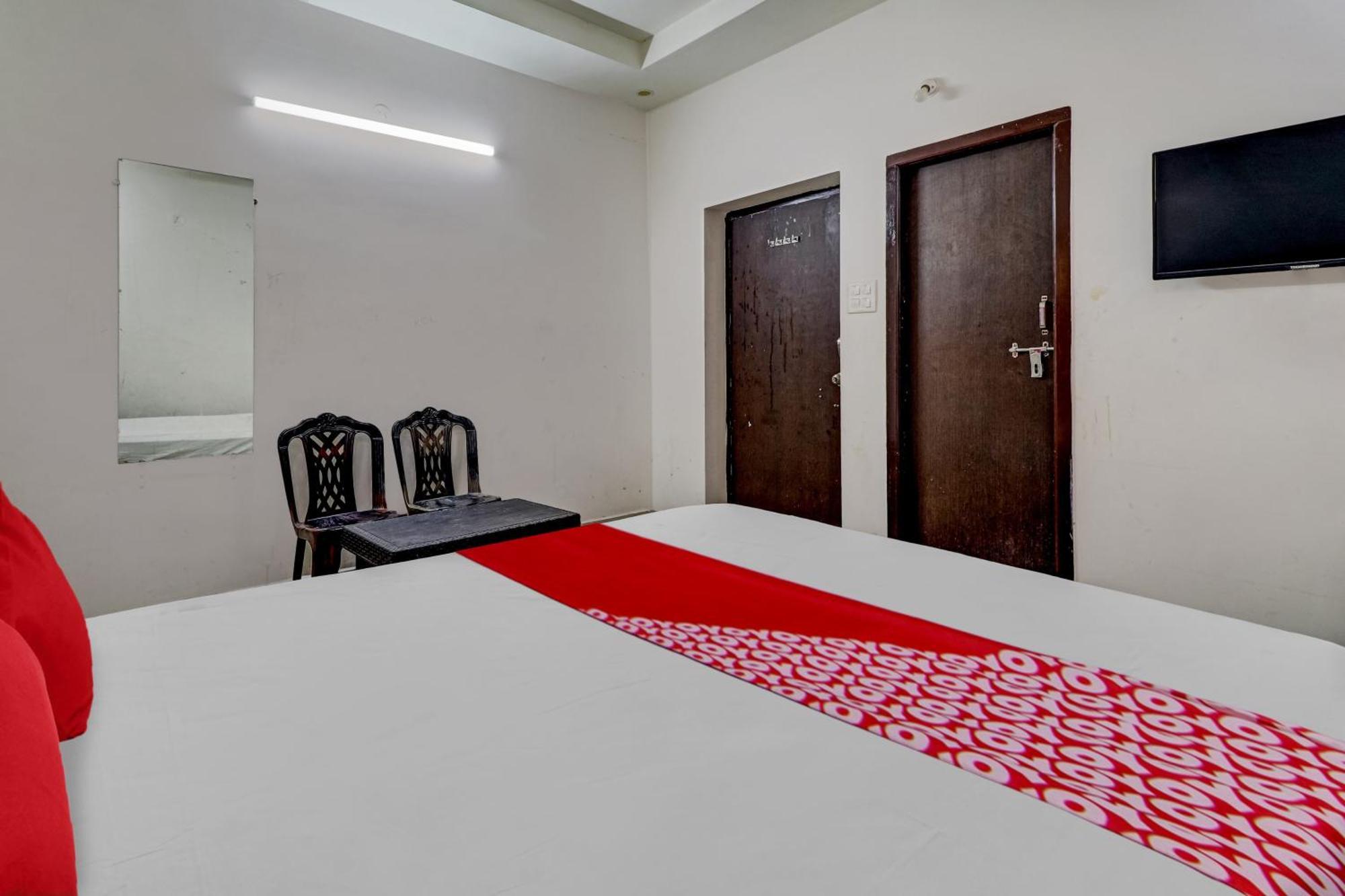 Oyo Vnr Convention Hotel Guntur Exterior photo