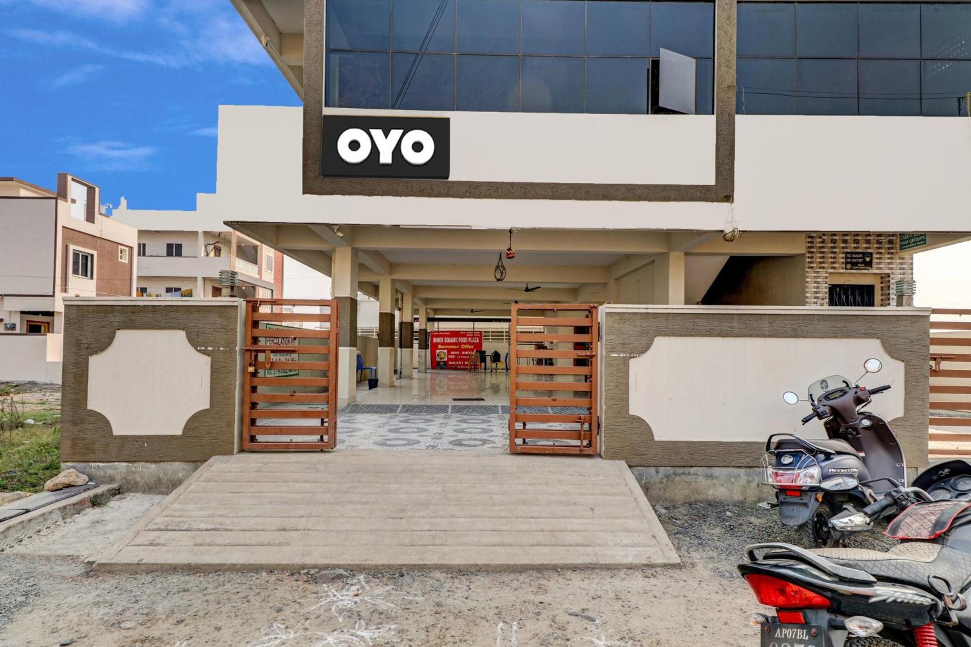 Oyo Vnr Convention Hotel Guntur Exterior photo
